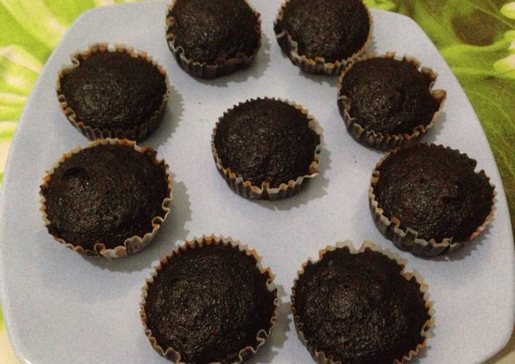 Resep Steamed chocolate cake Karya Lillys Sulistyowati