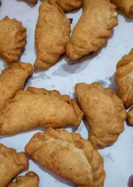 Pastel isi abon sapi