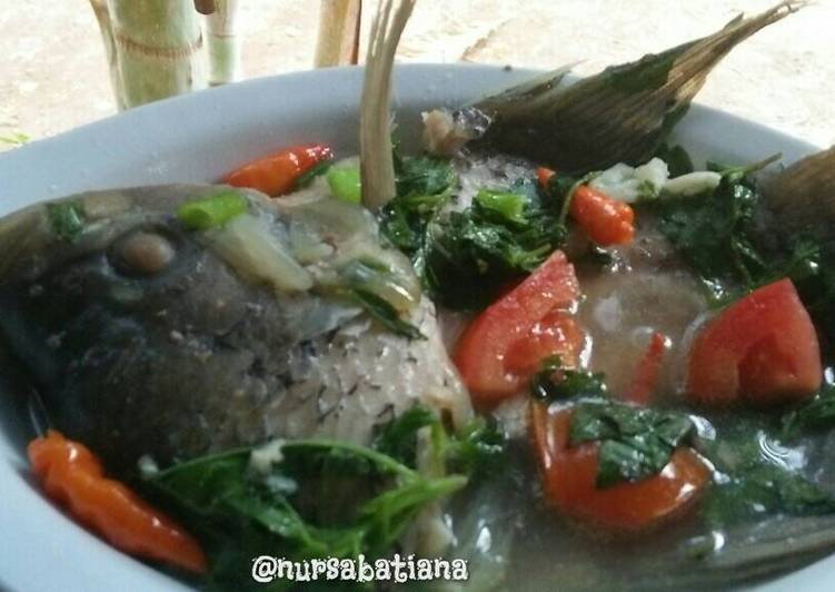 resep lengkap untuk Sup Ikan Gurame