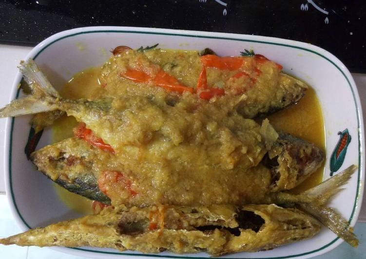 resep makanan Ikan kembung pesmol