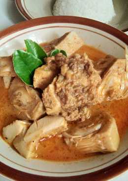 Gulai nangka tulang sapi