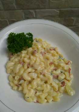 Macaroni Carbonara with Smoked Beef