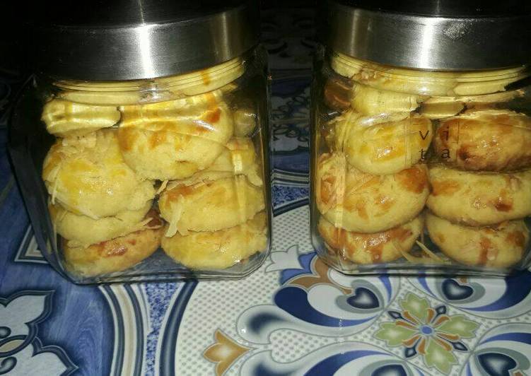 bahan dan cara membuat Kue Nastar