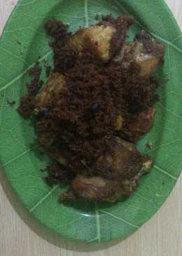 Ayam goreng serundeng