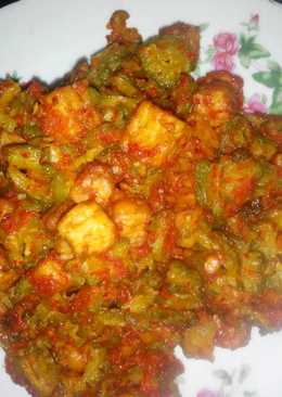 Pare dan tempe balado