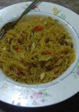 Bihun goreng saus tiram with sawi putih