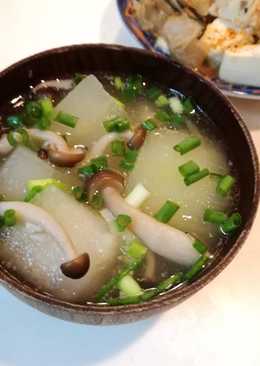 Sup Labu dan Jamur Shimeji