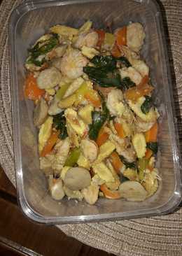 Capcay bakso dan udang