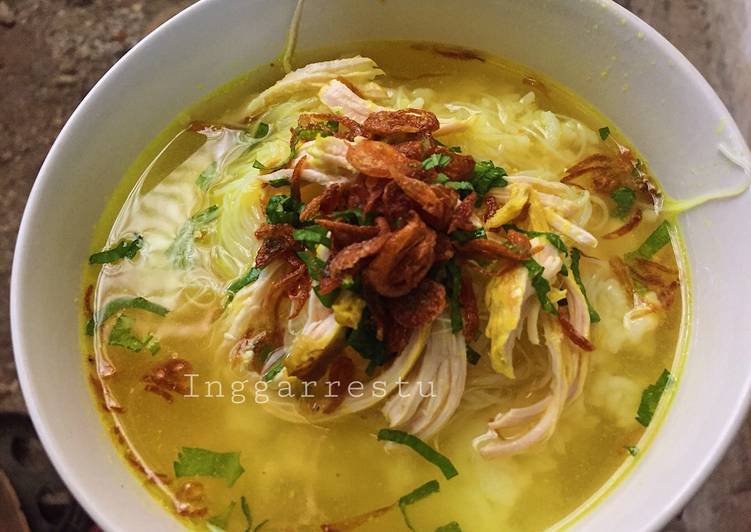 bahan dan cara membuat Soto ayam