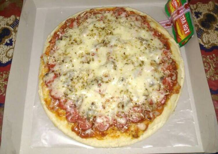 bahan dan cara membuat Pizza Mozarella cheese fav