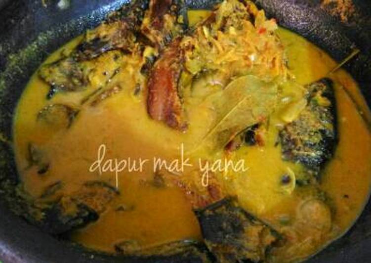 cara membuat Gulai Ikan Salai