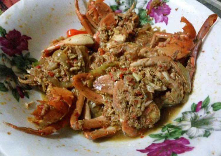 cara membuat Kepiting Pedas Saus Padang