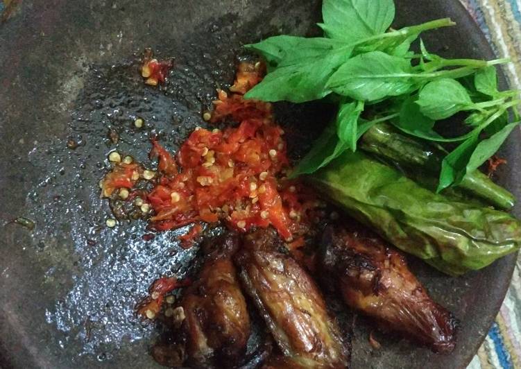 Ayam bacem sambal bawang foto resep utama