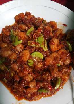 Udang tumis pete'