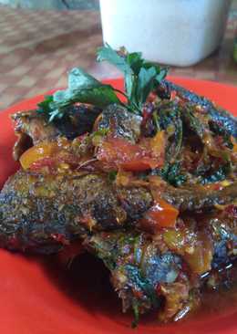 Sambal ikan sardin bumbu kemangi