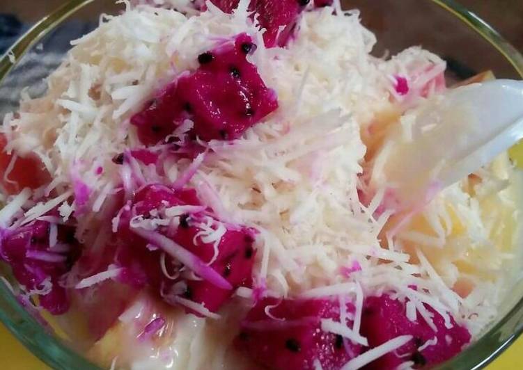  Resep  Salad  Buah  oleh Bunda Danish Cookpad