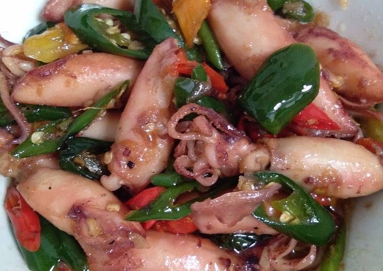 resep lengkap untuk Cumi asin cabe ijo sederhan