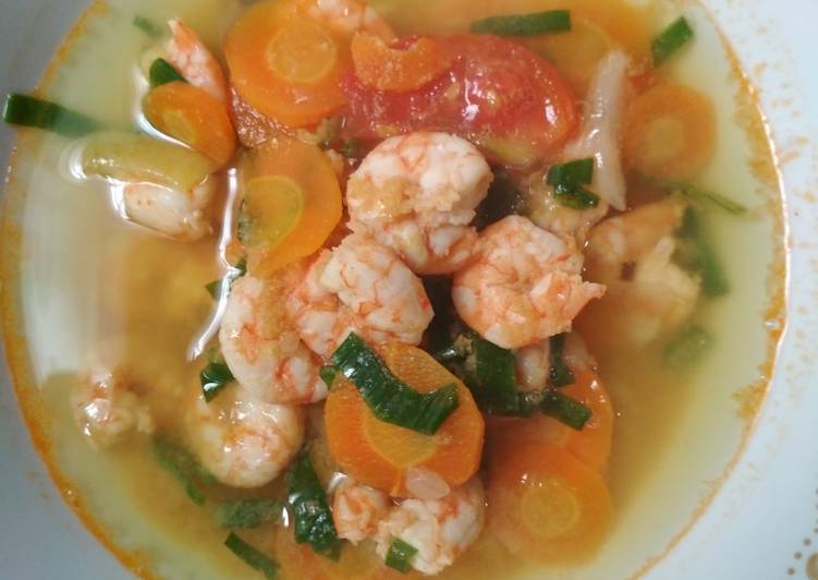 gambar untuk resep Sop Udang Kuah Udang