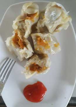 Pangsit isi ayam bangkuang