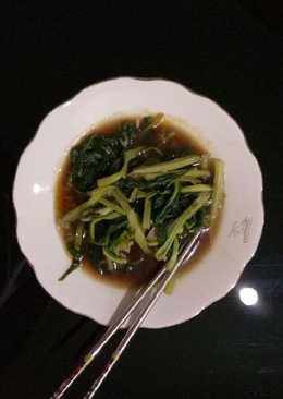 Tumis sawi hijau saus tiram