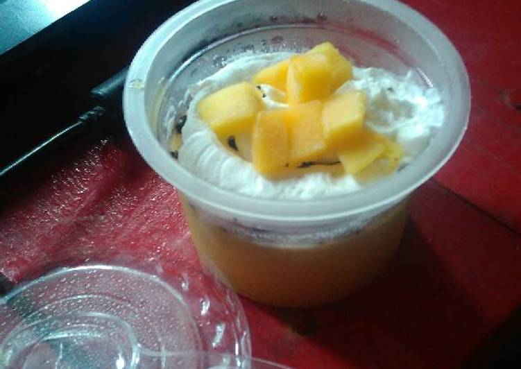 cara membuat Puding Mangga Oreo