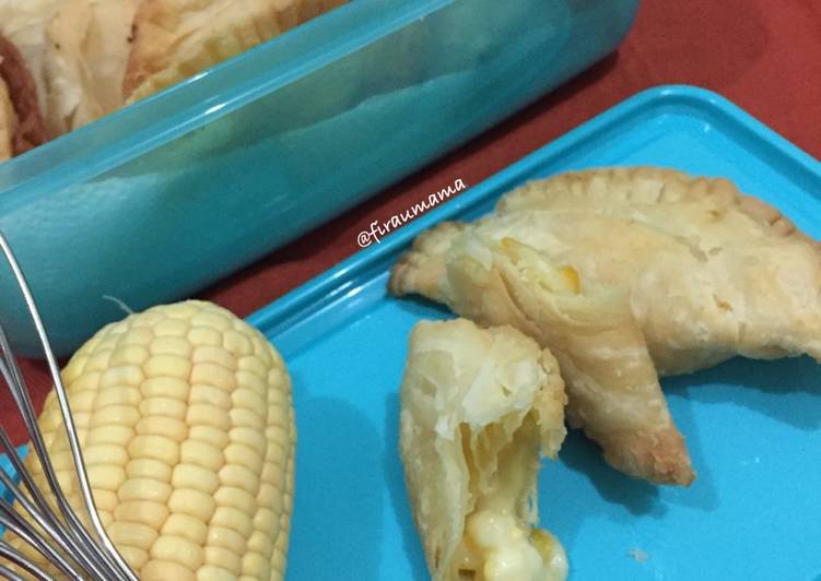 Resep Crispy puff with sweet corn vla (with pict step by step) By
alfira soraya