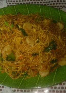 Mie goreng sarden bakso