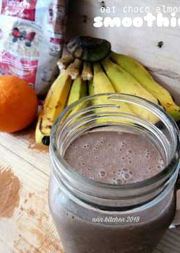 Oat chocolate almond smoothie #Maree