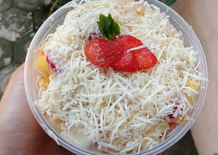 Resep Salad Buah Delicious oleh Nunund Fasicha Cookpad