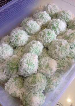 Klepon / onde onde makanan nusantara