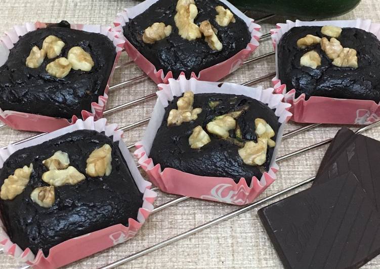 resep lengkap untuk Keto dark chocolate zucchini brownie