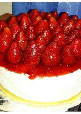 Strawberry cheesecake unbaked