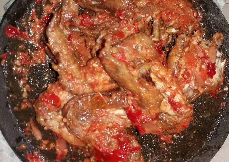 resep makanan Ayam Penyet Cobek Sambal Terasi