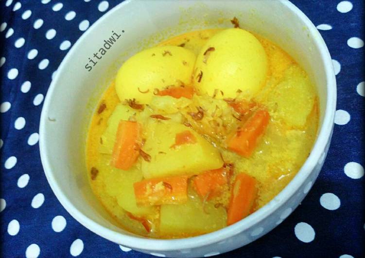 resep masakan Kare Telur Kentang sederhana