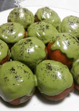 Mini donat matcha glaze