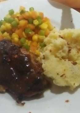 Chiken black peper with creamy mash potato