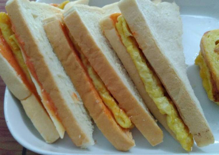 gambar untuk cara membuat Sandwich roti tawar #BantuMantenBaru