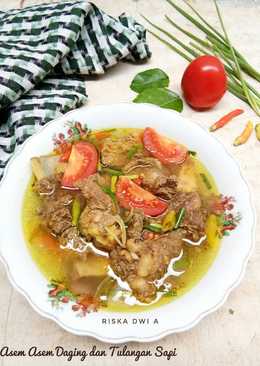 Asem Asem Daging dan Tulangan Sapi