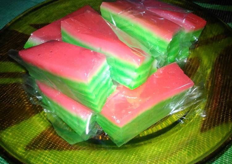 Resep Lapis tepung kanji Oleh Reiska Oktaviani