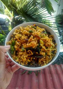 Mie Telur Goreng Jamur Kuping
