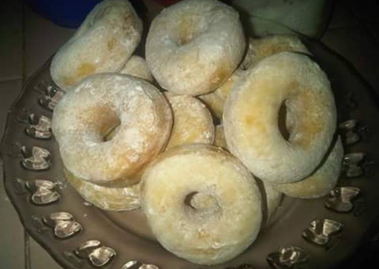 resep lengkap untuk Donat empuk sederhana