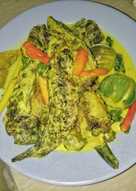 Lele goreng kuah santan