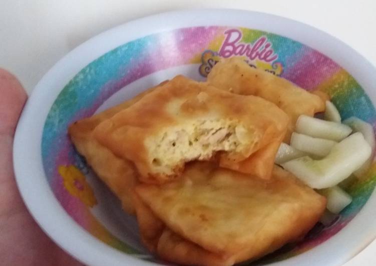 gambar untuk cara membuat Martabak Telor Ayam Keju camilan anak