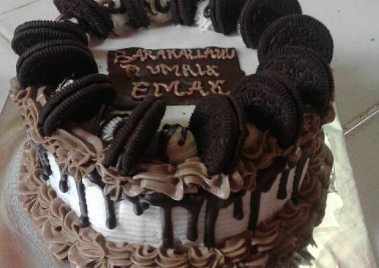 gambar untuk cara membuat Kue ultah blackforest kukus