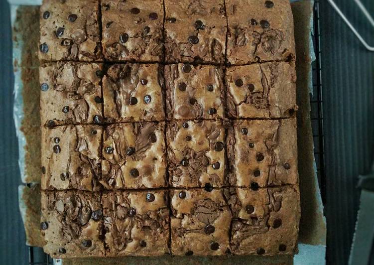 resep lengkap untuk Triple Choco Brownies Sungai Chocolatozzz