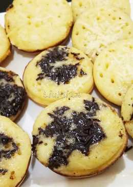 Kue Pukis Â keju coklat