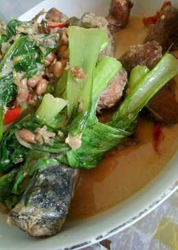 Ikan tongkol masak tauco santan