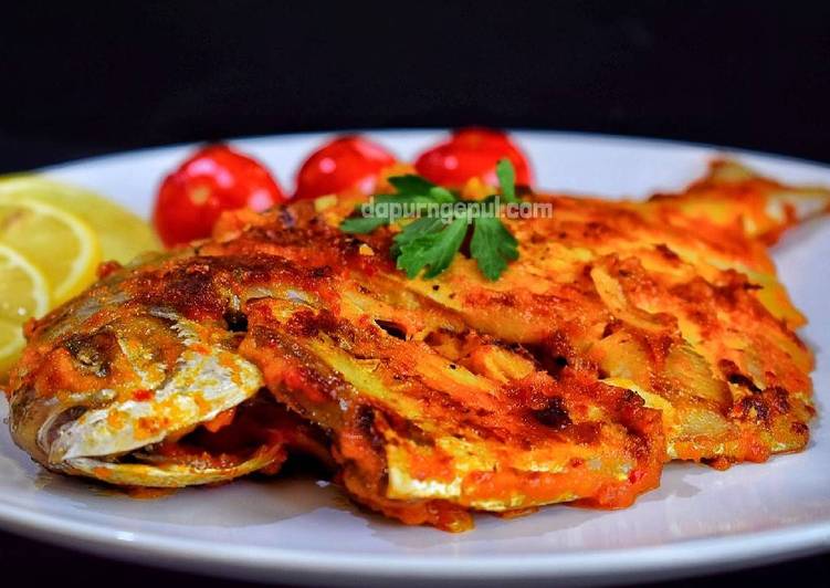 gambar untuk resep makanan Ikan Bawal Bakar Padang