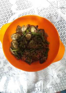 Tumis terong dan kacang panjang daging giling