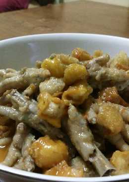 Seblak ceker siomay pedas